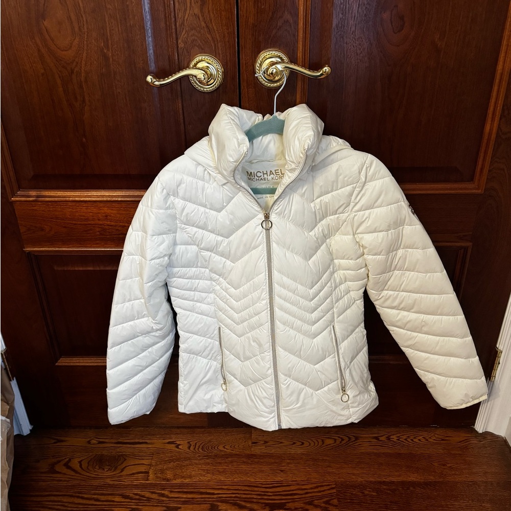 Michael Kors Women’s White Puffer Jacket